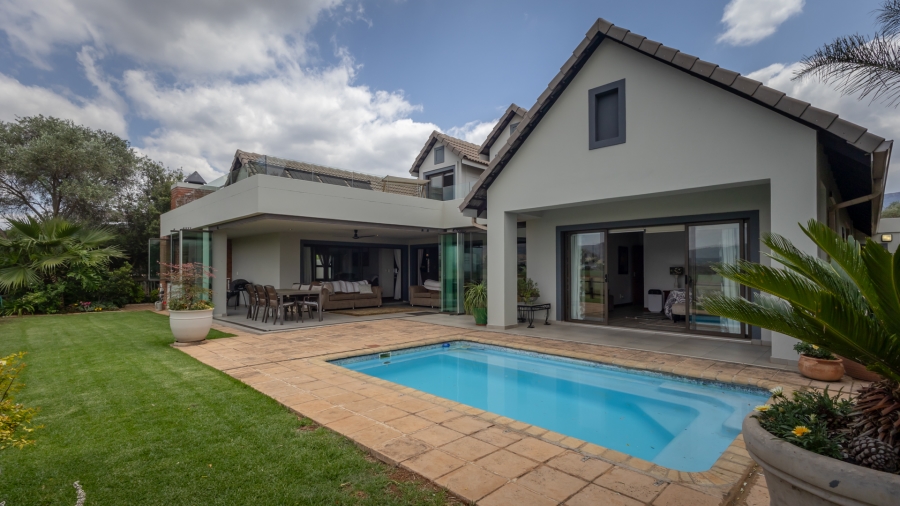 3 Bedroom Property for Sale in The Coves North West